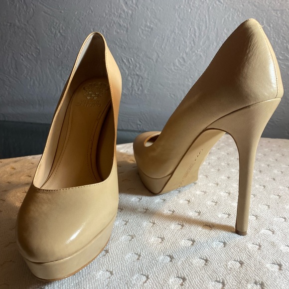 VINCE CAMUTO  Women's Blush NIOMI Platform Pump - Picture 10 of 16